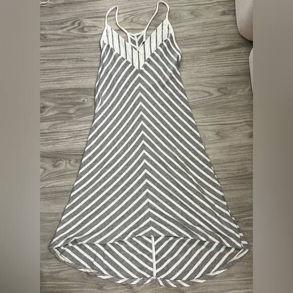 BRAND NEW Chevron spaghetti strap dress (NWOT) - Picture 1 of 4